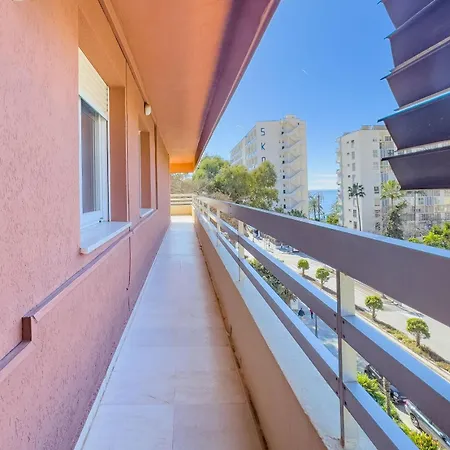 Spacious Two Bedroom In Centre * Marbella