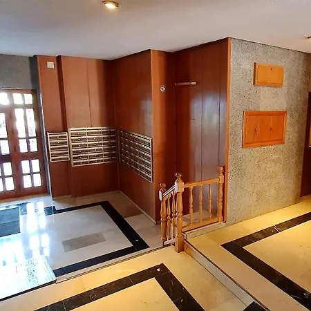 Apartment Spacious Two Bedroom In Centre