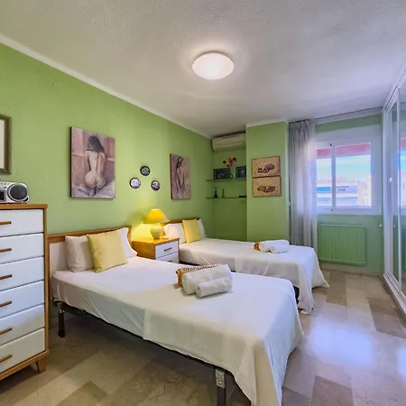 Spacious Two Bedroom In Centre Apartment Marbella