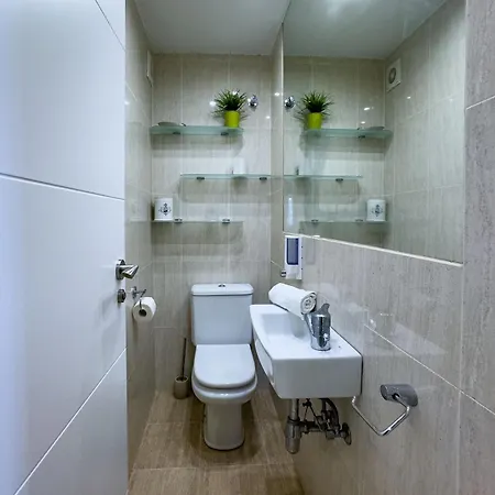 Spacious Two Bedroom In Centre Apartment Marbella